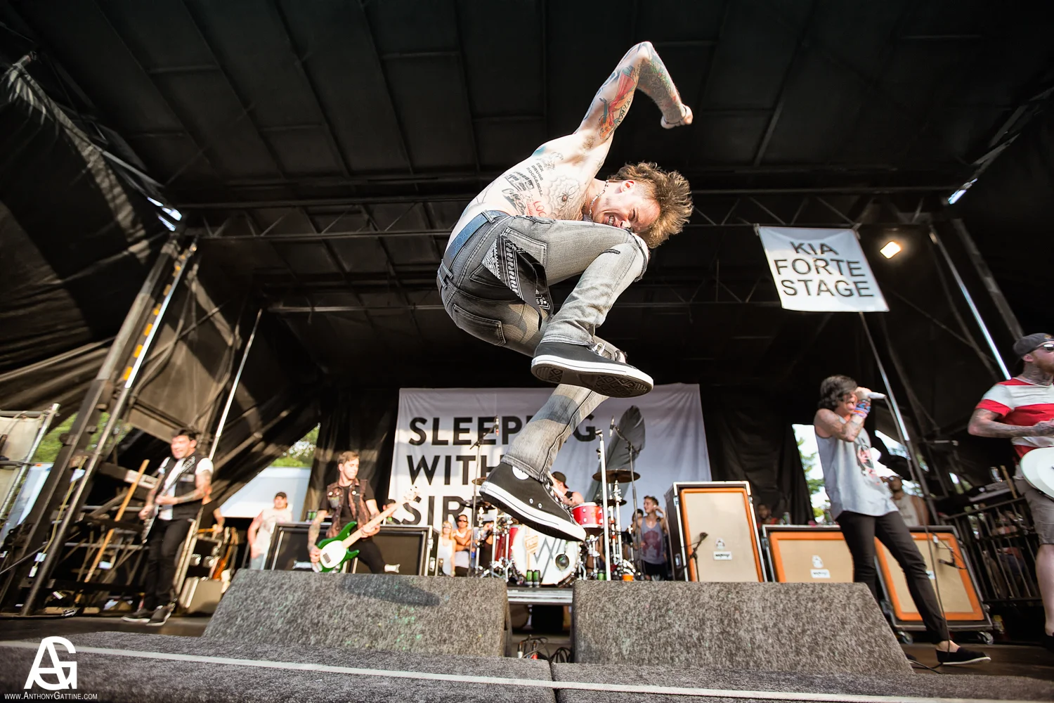 MGK