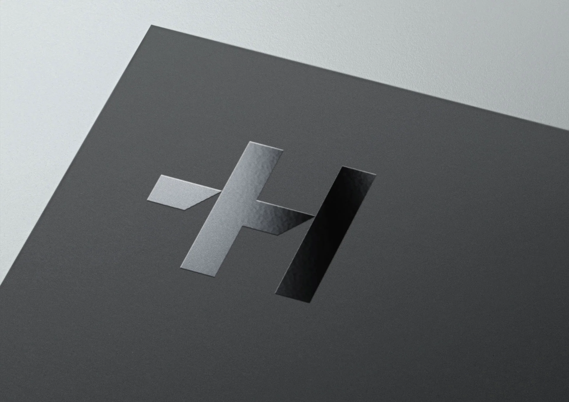 Hensley-Partners-Identity-by-Ian-Whalley.jpg