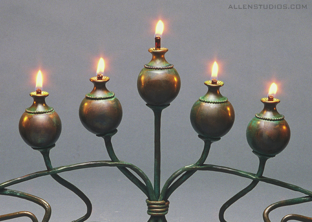 menorah_detail2.jpg