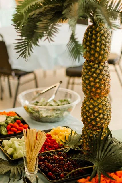 Pineapple Table Centerpiece.jpg