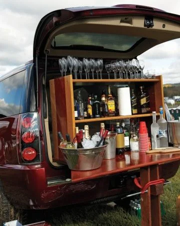 Why GO to the bar, when you can bring the bar to you?&nbsp; Props you party people!