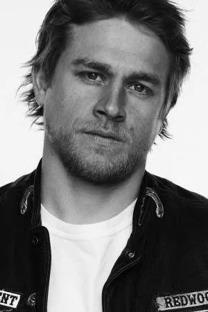 Charlie Hunnam Sons of Anarchy.jpg