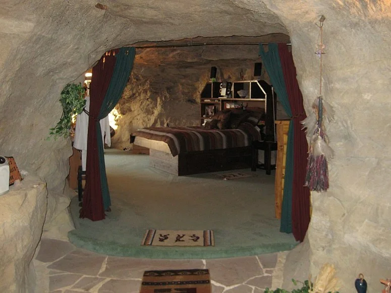kokopellis-cave-hotel-new-mexico.jpg