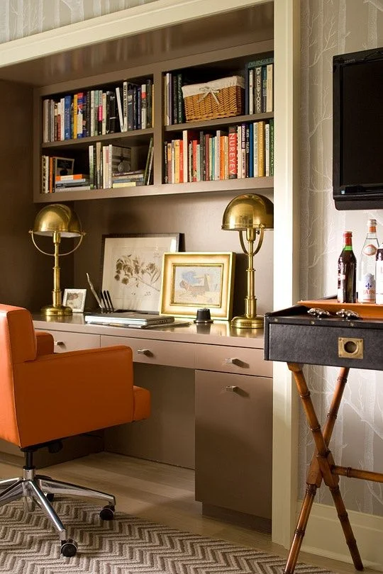What home office doesn't need a bar table in the vicinity? 