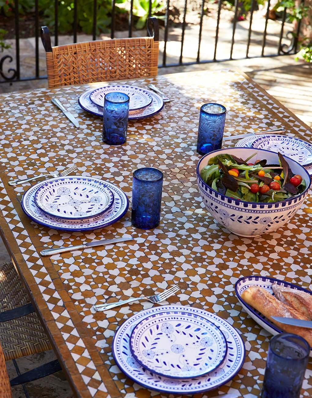 Floral-Plates-The-Little-Market-12327.jpg