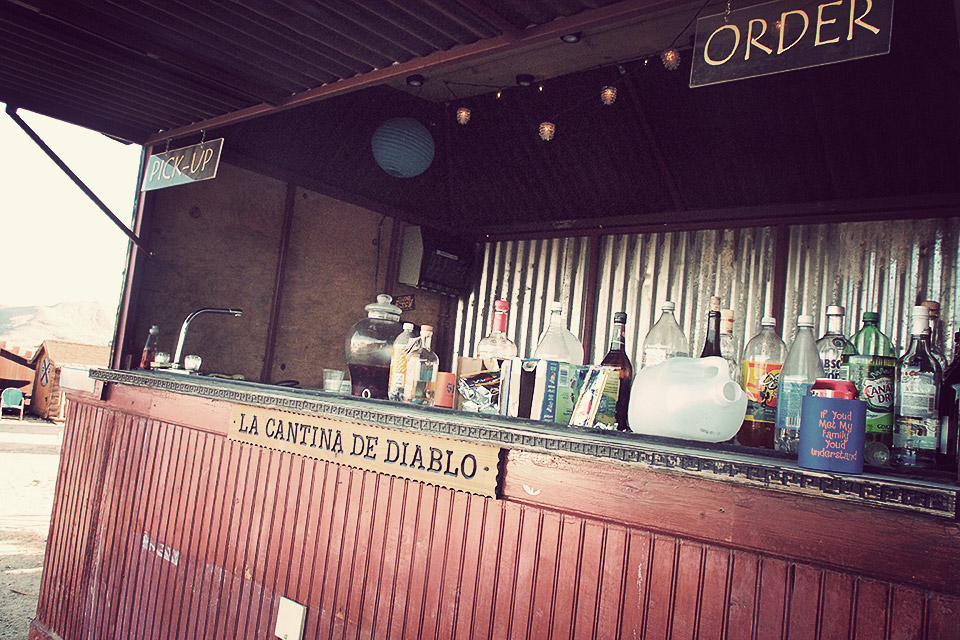 Hicksville Bar.png
