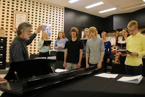 cantare choir.jpg