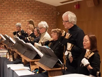 bell choir 2016.jpg