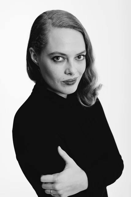 Emma McNairy b&w-077.jpeg