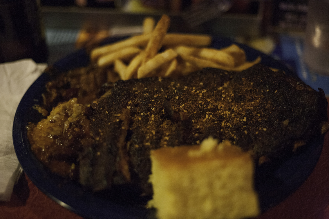 sticky lips ribs, the ribs to which i compare all bbq.