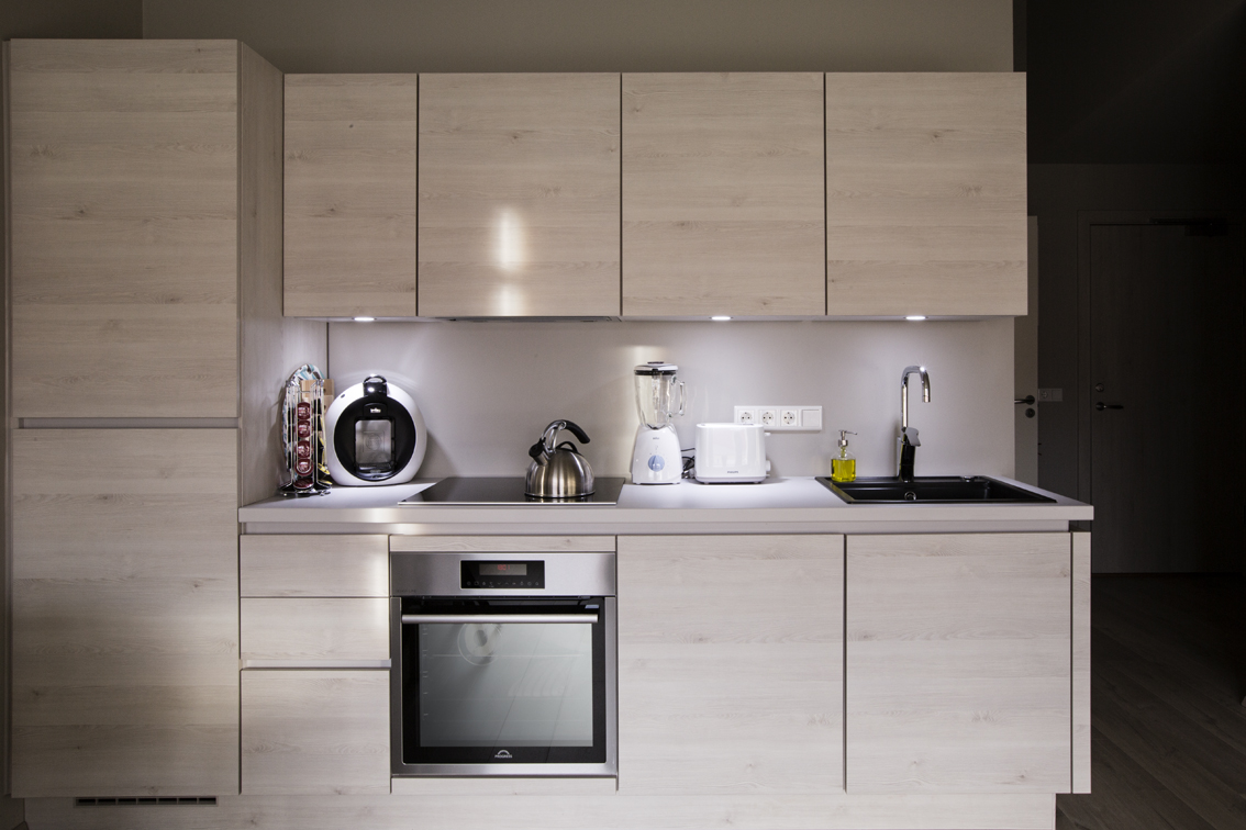 Perfect little kitchen, our host even stocked it with some local yogurt and other food. 