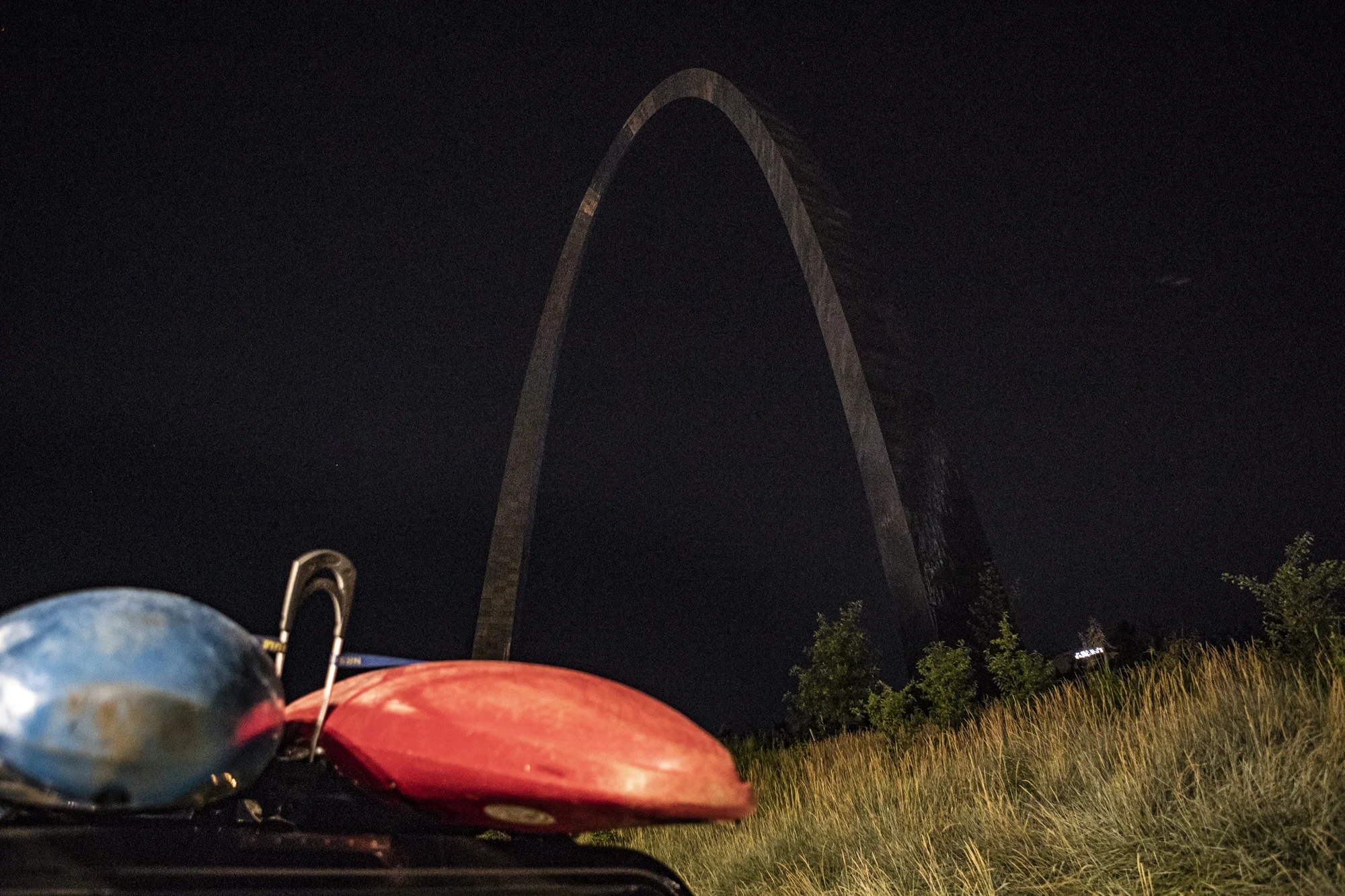 Quick detour to stop at the St Louis Arch, at 130 AM EST. It was too late, or early in the morning, for the arch to be lit up. We didn’t stick around long.
