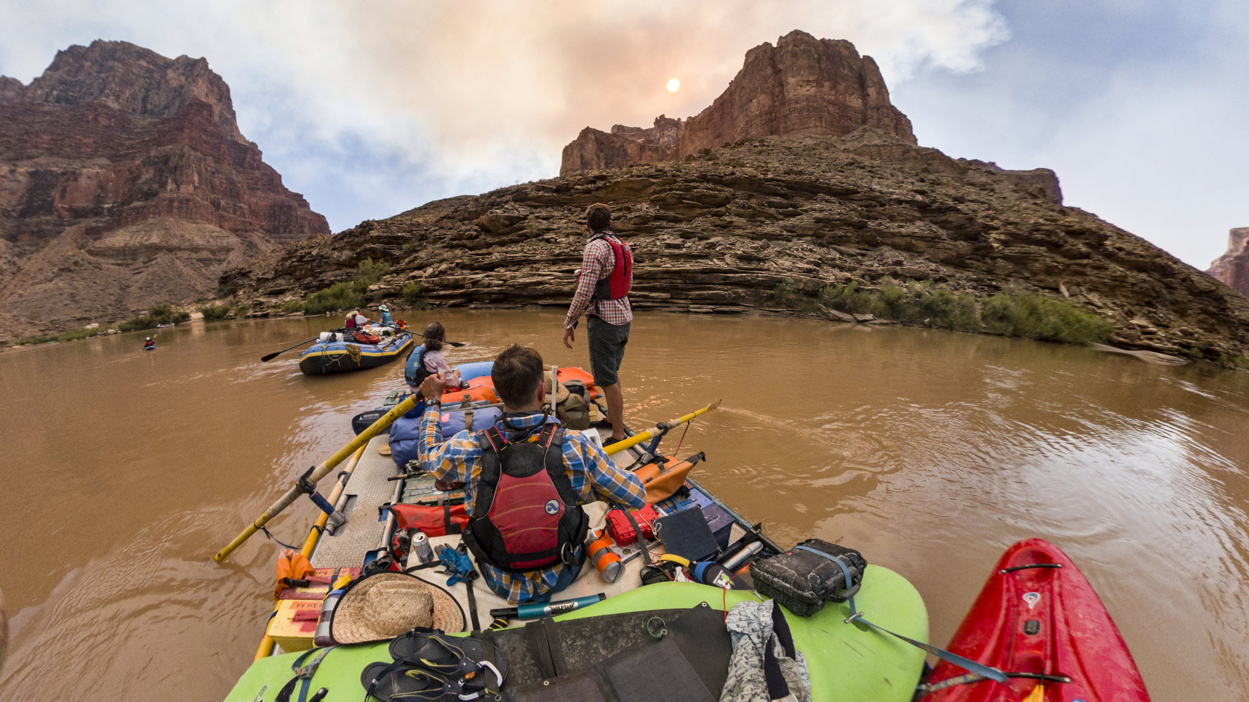 Pulling into camp above the LCR.