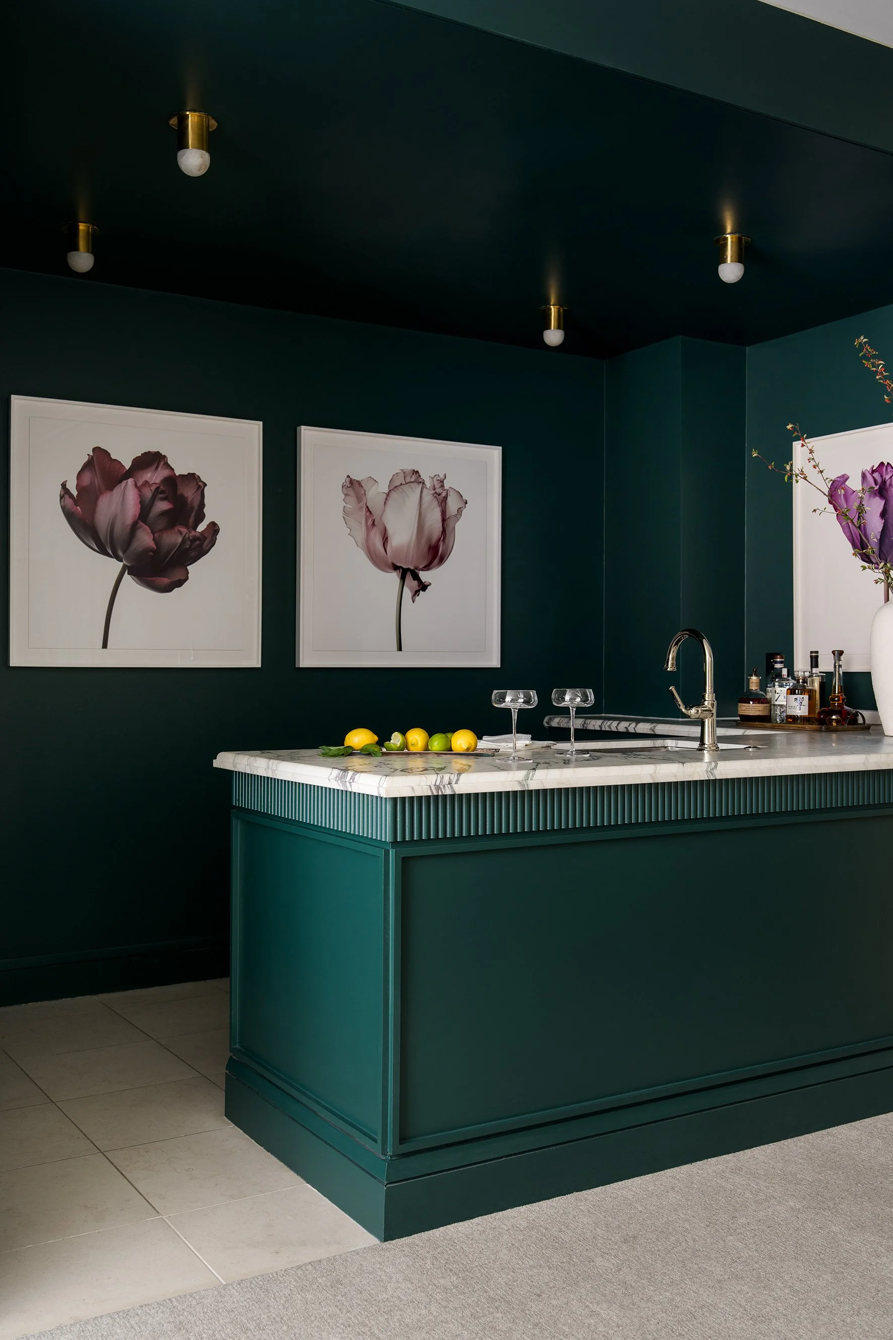 V3 Atelier_The Beverly on Turtle Creek_Salon Bar Tight.jpg