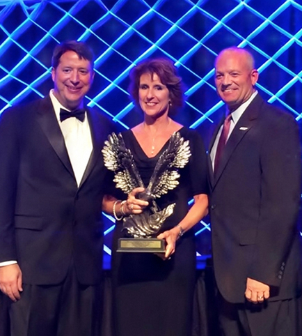 L to R: Doug Browne, General Manager of The Peabody Hotel; Lauren McHugh Robinson, President and CEO of Huey’s Restaurants; Ken Maples, TnHTA Chairman of the Board