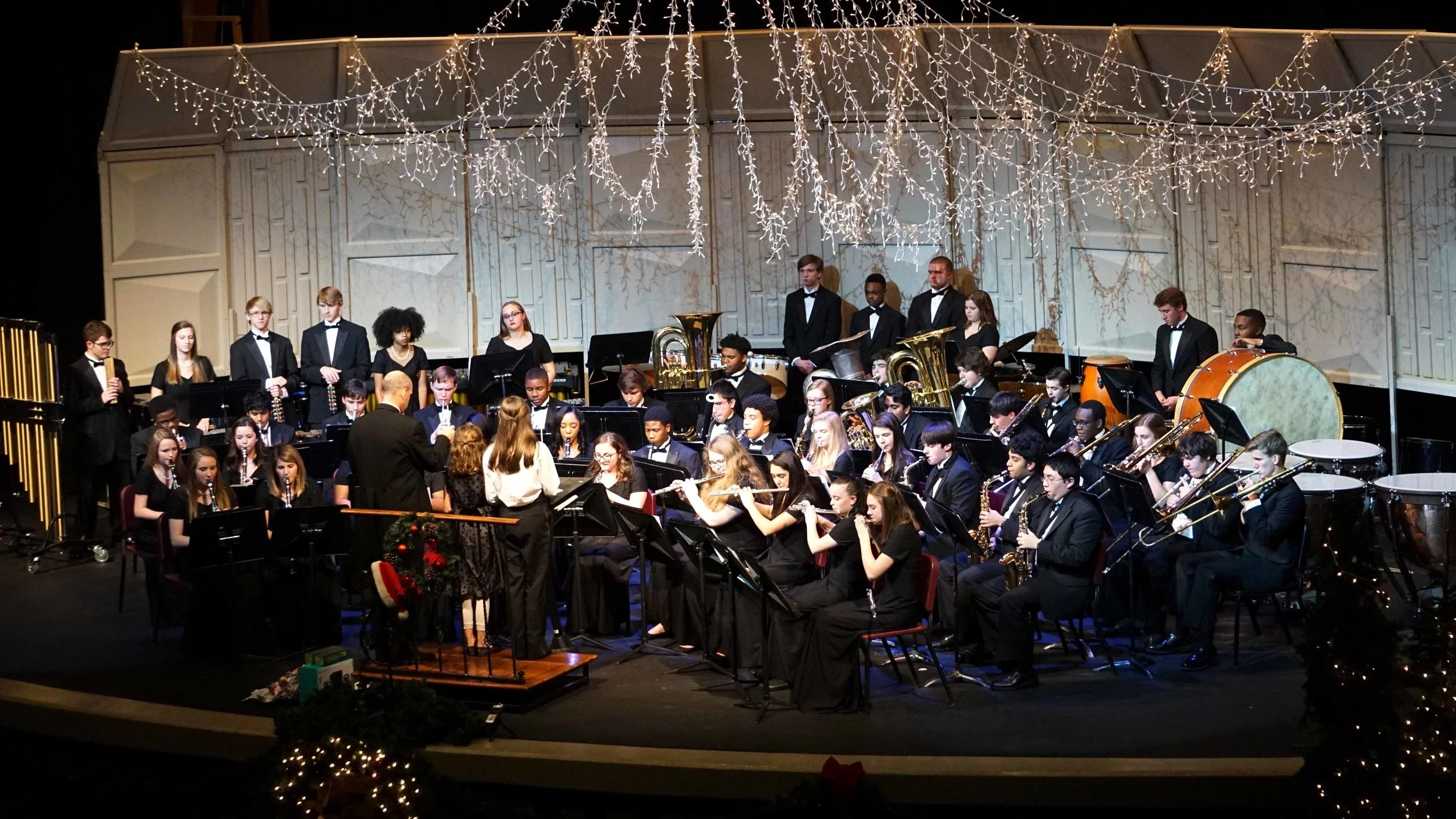 Senior Wind Ensemble 2016 All Bands Christmas Concert