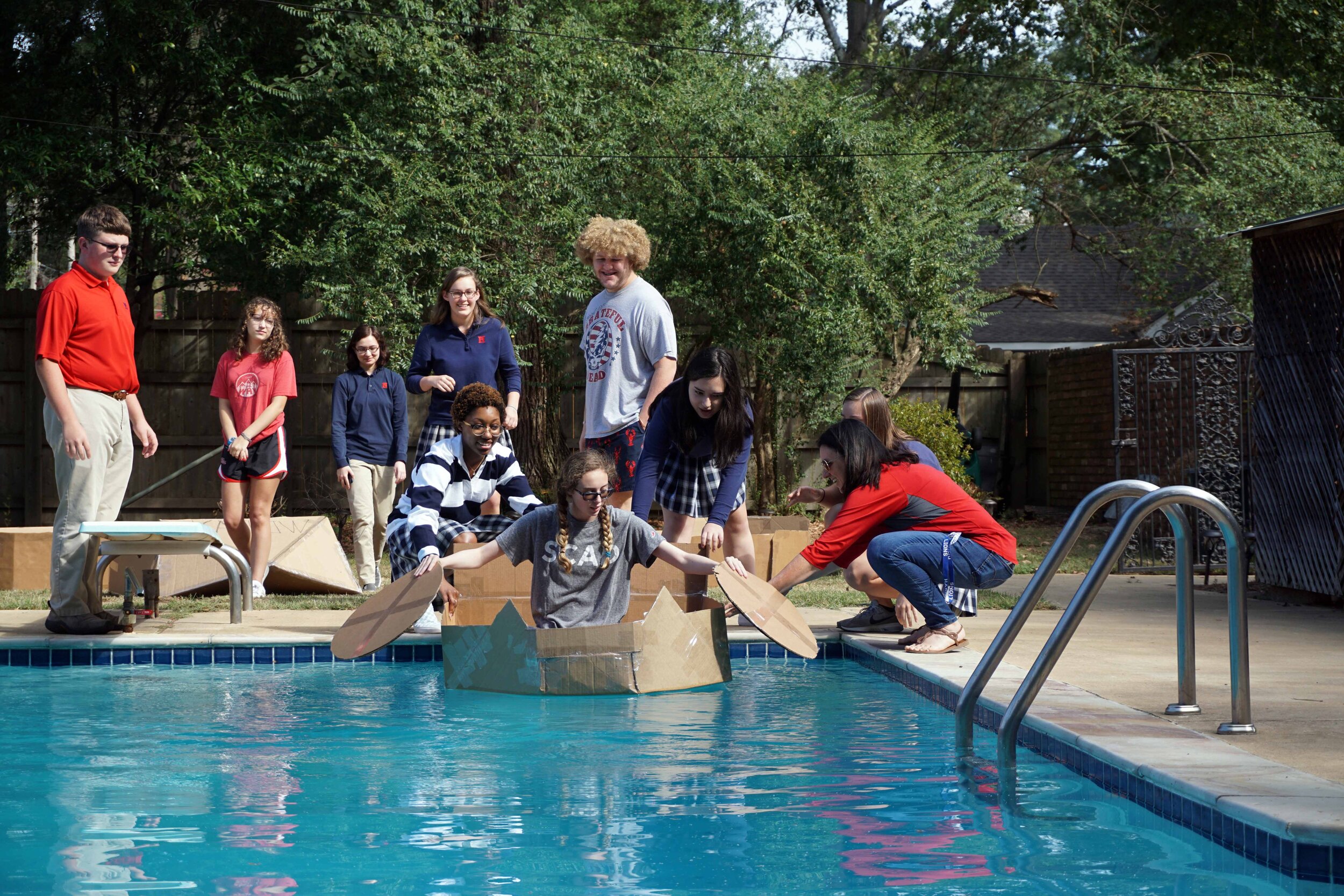 Sept27 DoCardboardBoatsFloat02.jpg