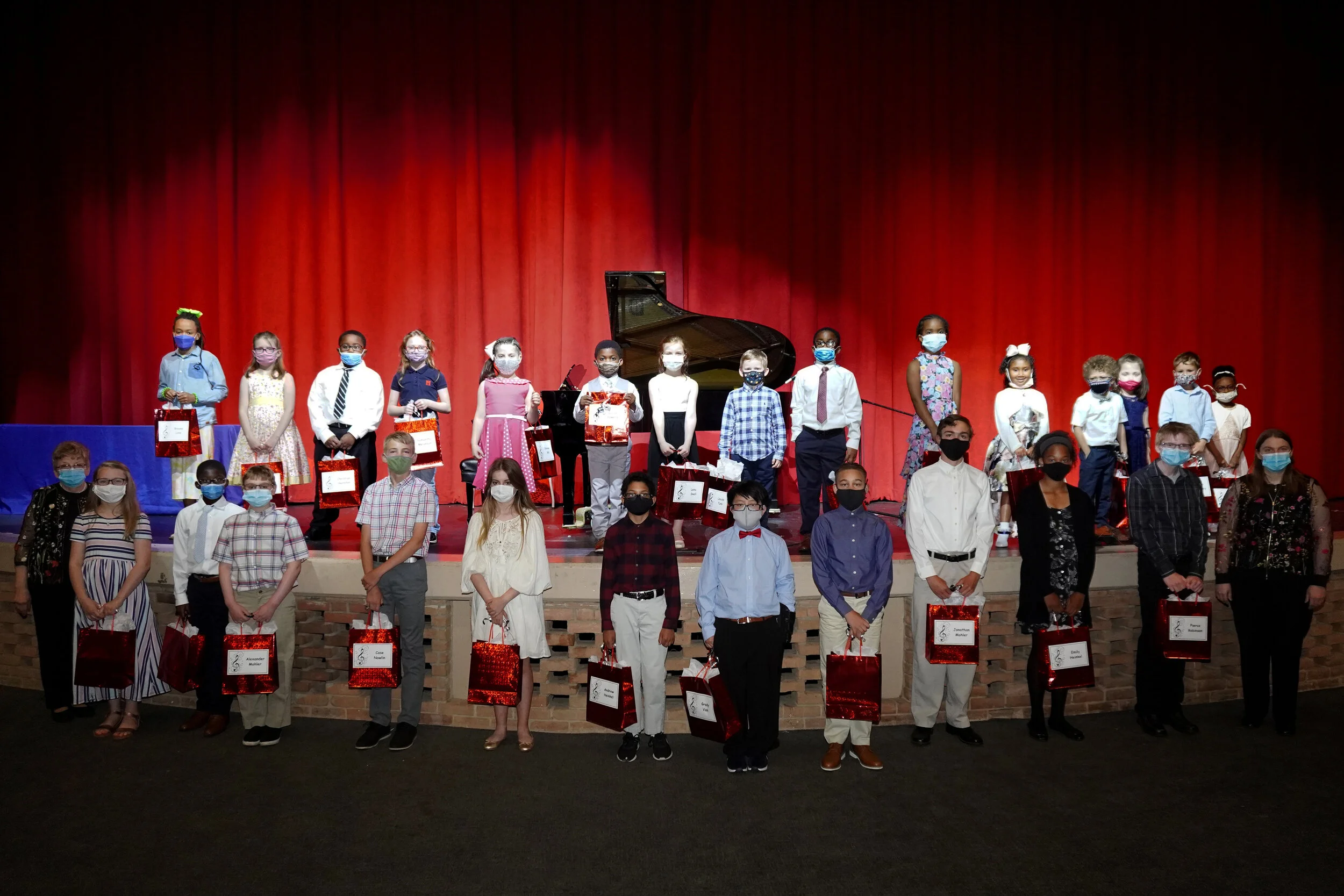 May7 LEAPmusicRecitalStudents(8x12).jpg