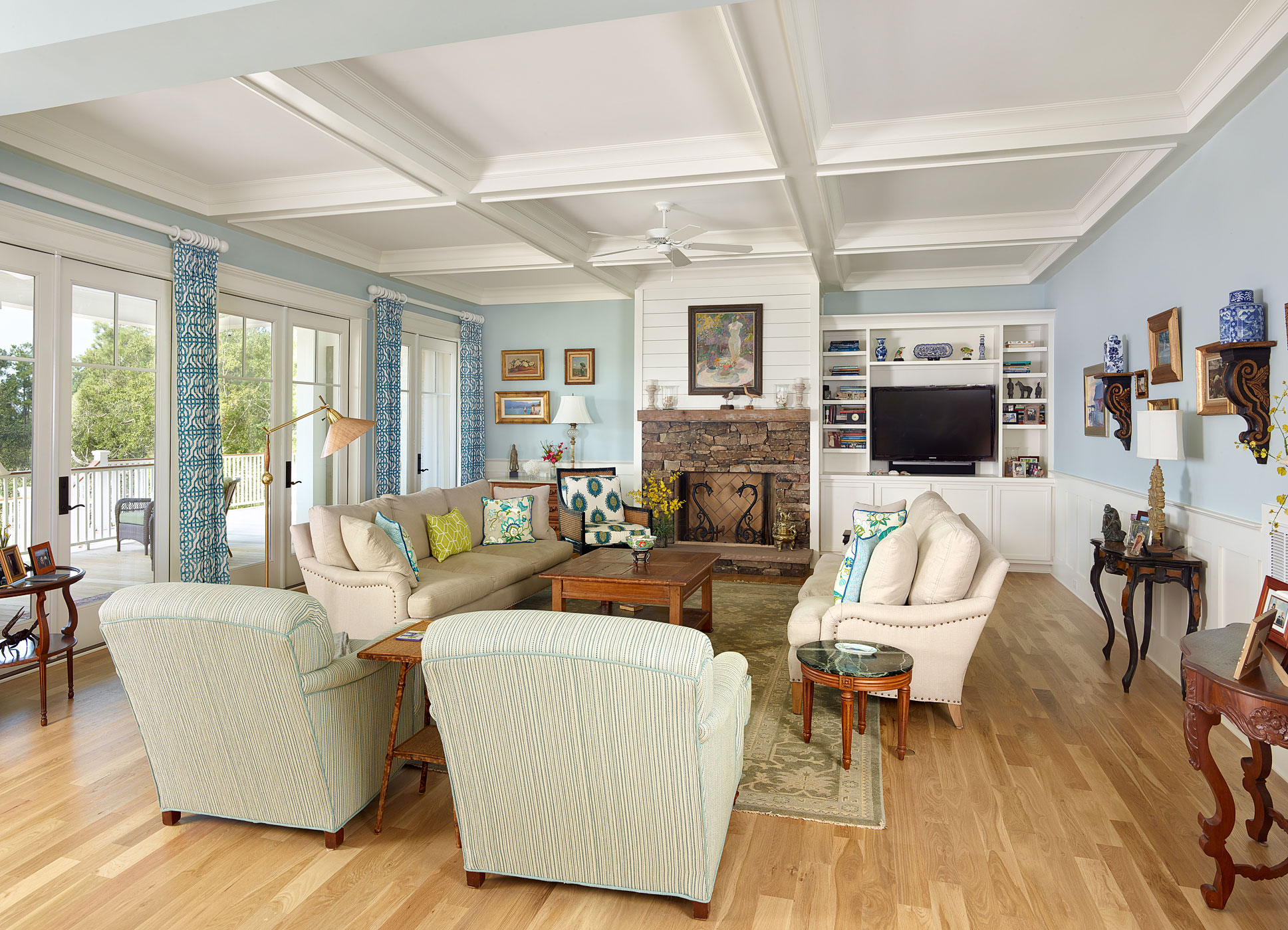 Thomas-Living-Room.jpg