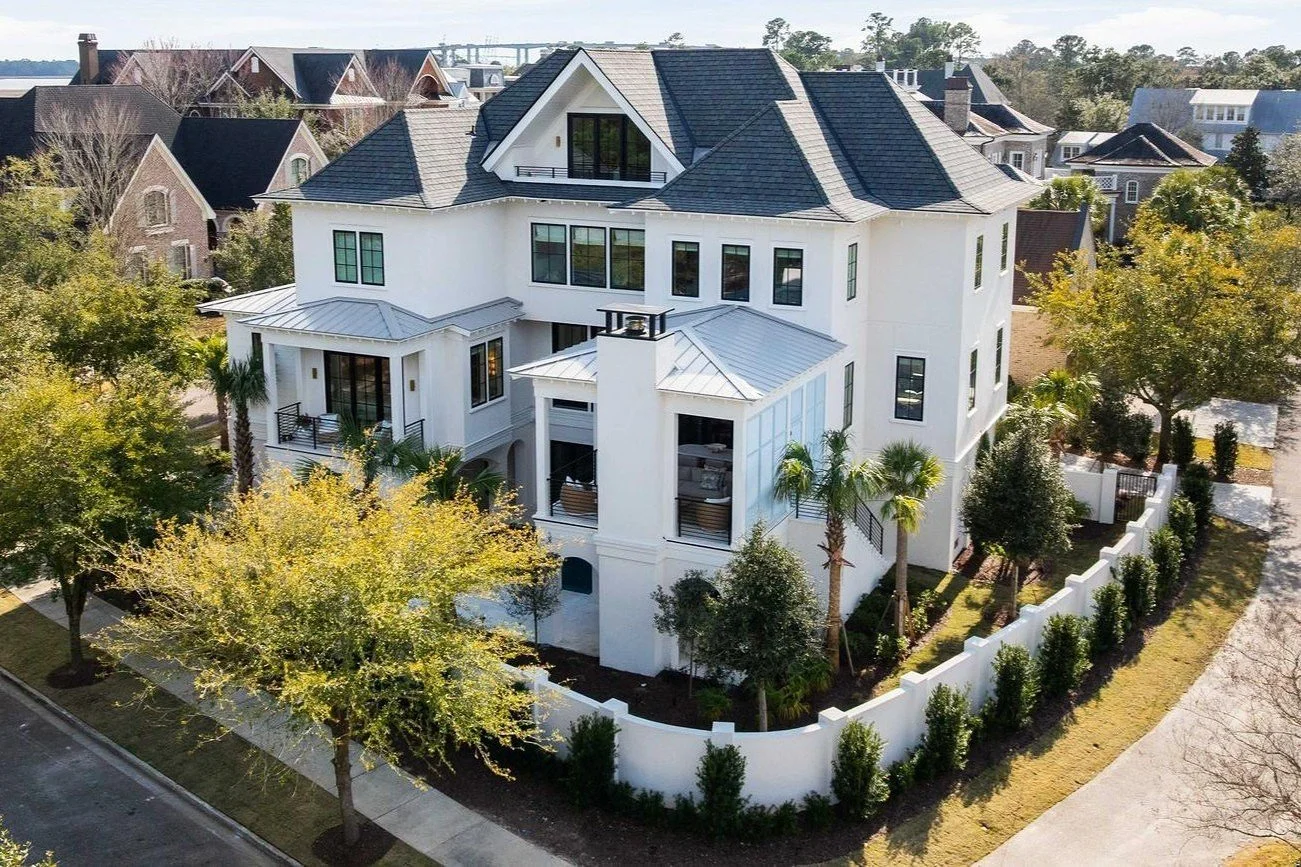 COASTAL TRANSITIONAL HOME 5.jpeg