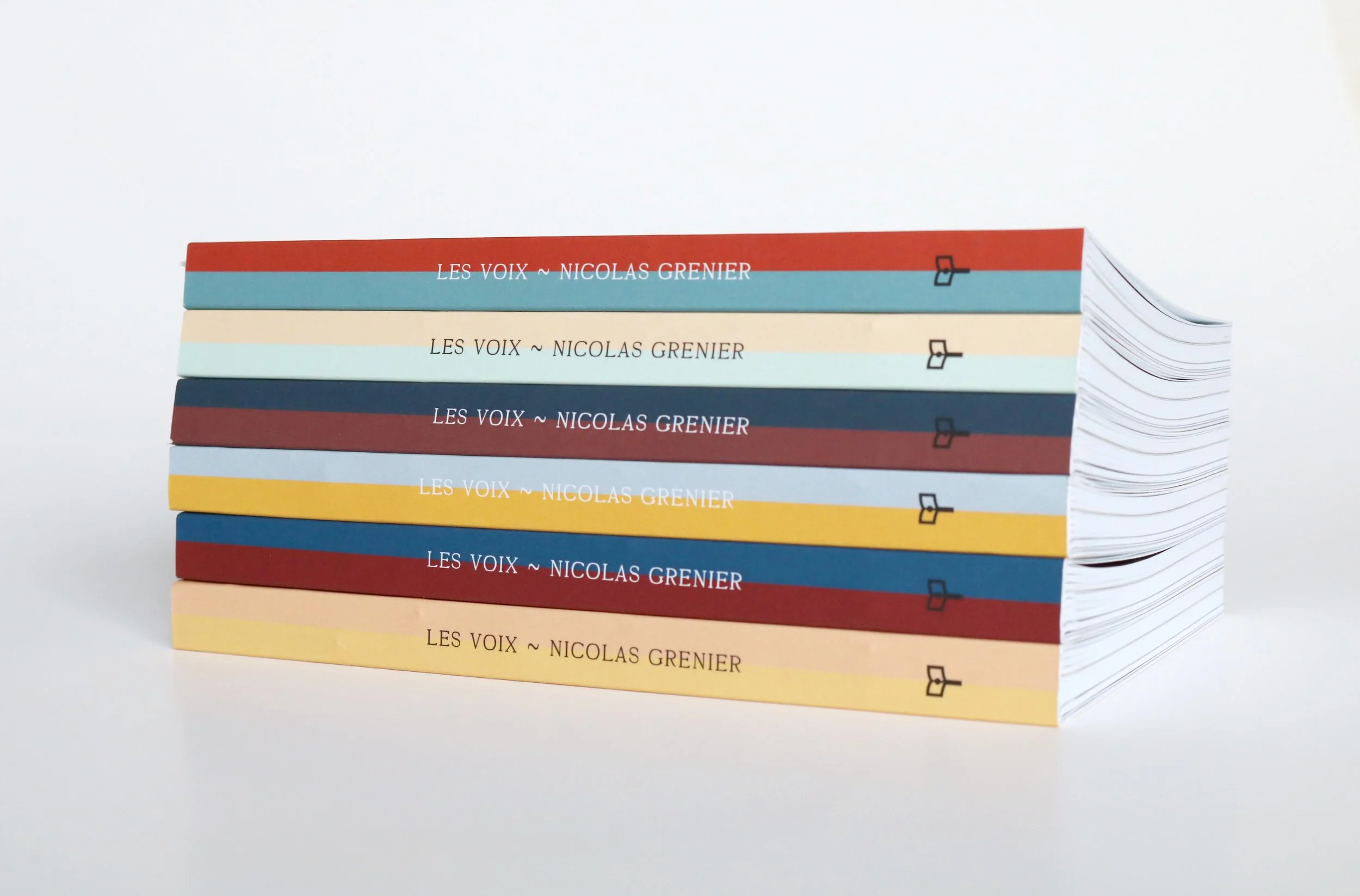 NicolasGrenier-LesVoix-Book_1.jpg