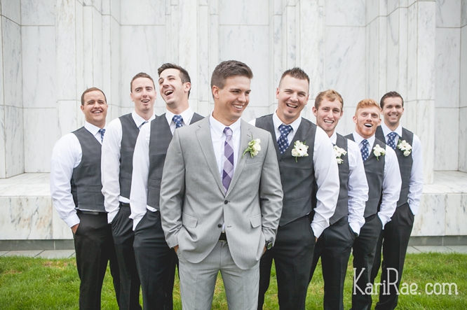 kariraephotography_WixomWedding-077.jpg