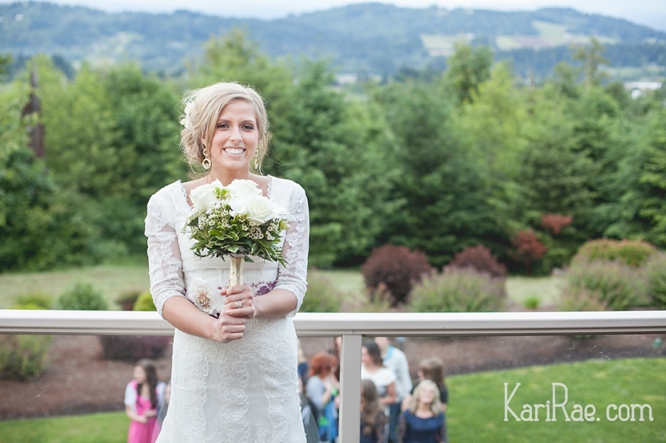 kariraephotography_WixomWedding-310.jpg