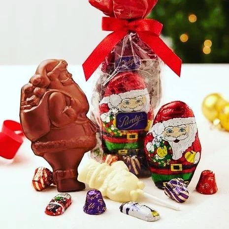 Who doesn&rsquo;t love chocolate?! 🍫

Purchase your Christmas treats through Kvitka and a portion of the sales goes towards the school!

But act quick! All orders need to be in by Nov 20! 
Link in bio!

https://fundraising.purdys.com/499892-58255