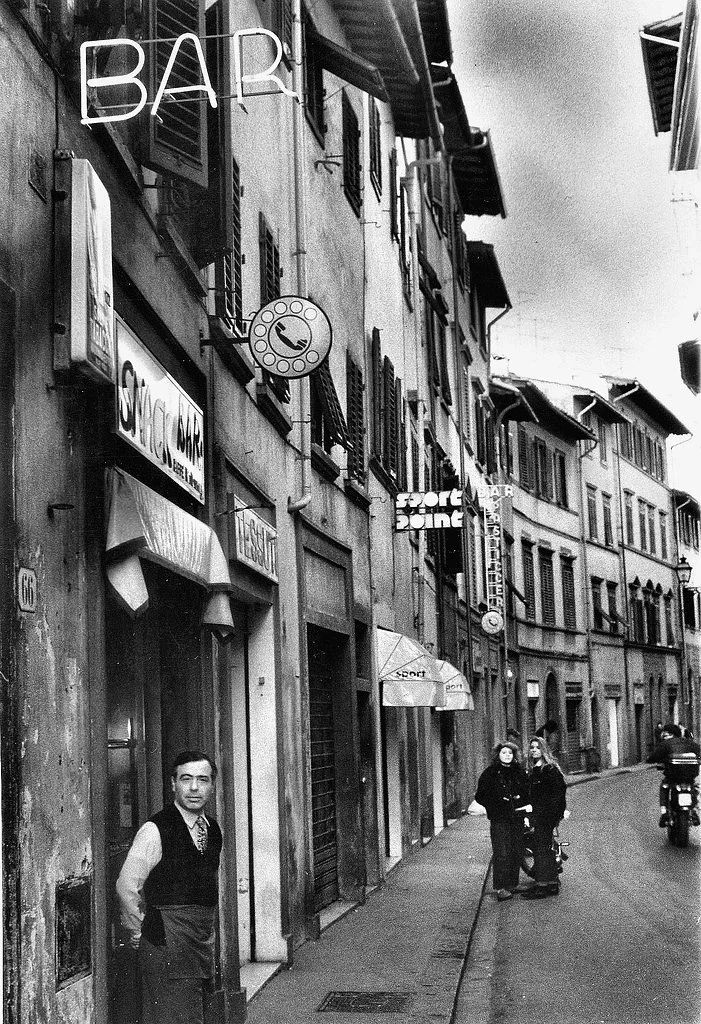 Florence Steet Scene Dimitriclark.jpg