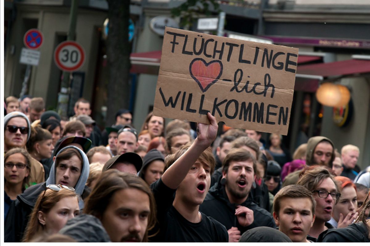 refugees_welcome_berlin.jpg