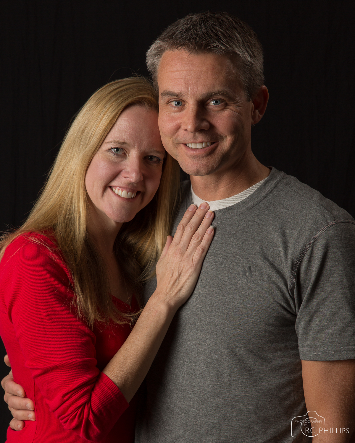 1/200 Sec. @ f/9.0 and ISO 160; off-camera manual flashes in softboxes