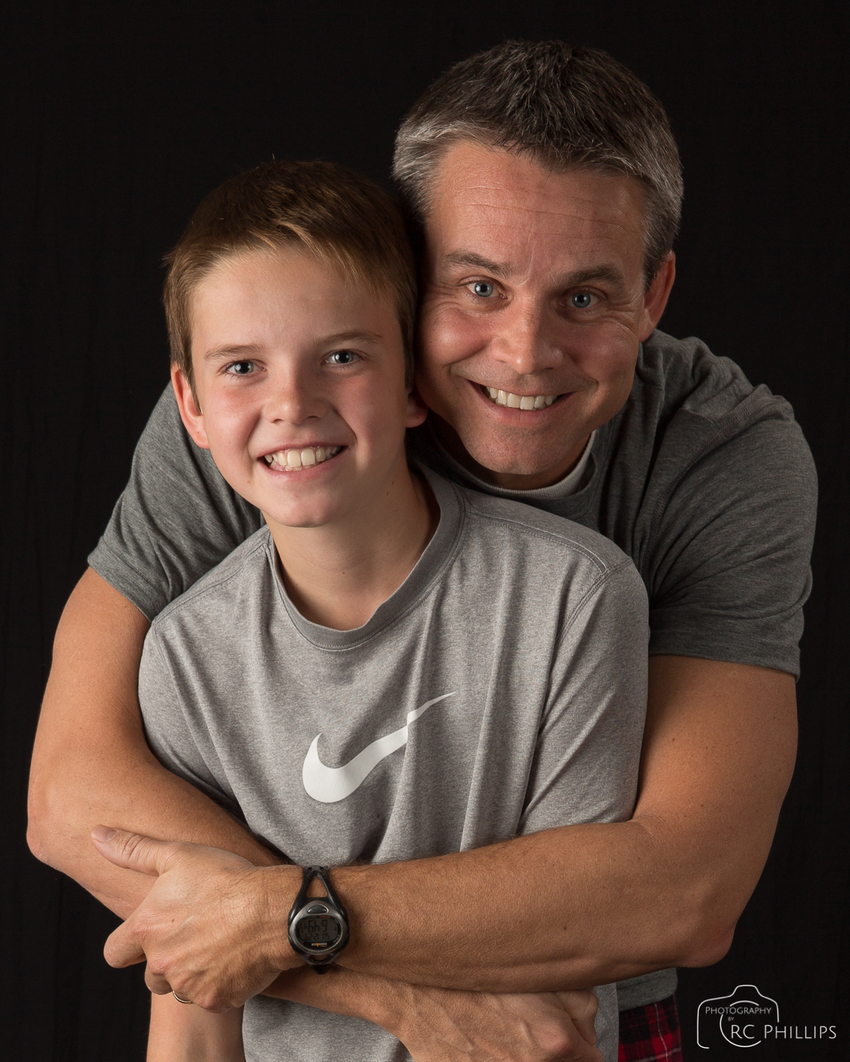1/200 Sec. @ f/9.0 and ISO 160; off-camera manual flashes in softboxes