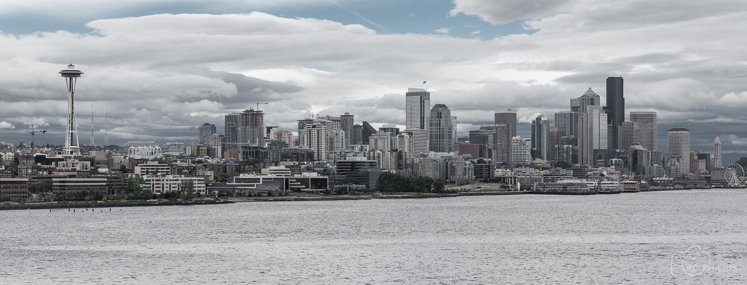 1/400 Sec. @ f/5.6 and ISO 100