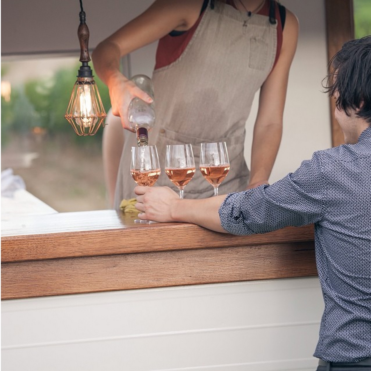 Tom Collins Caravan Bar