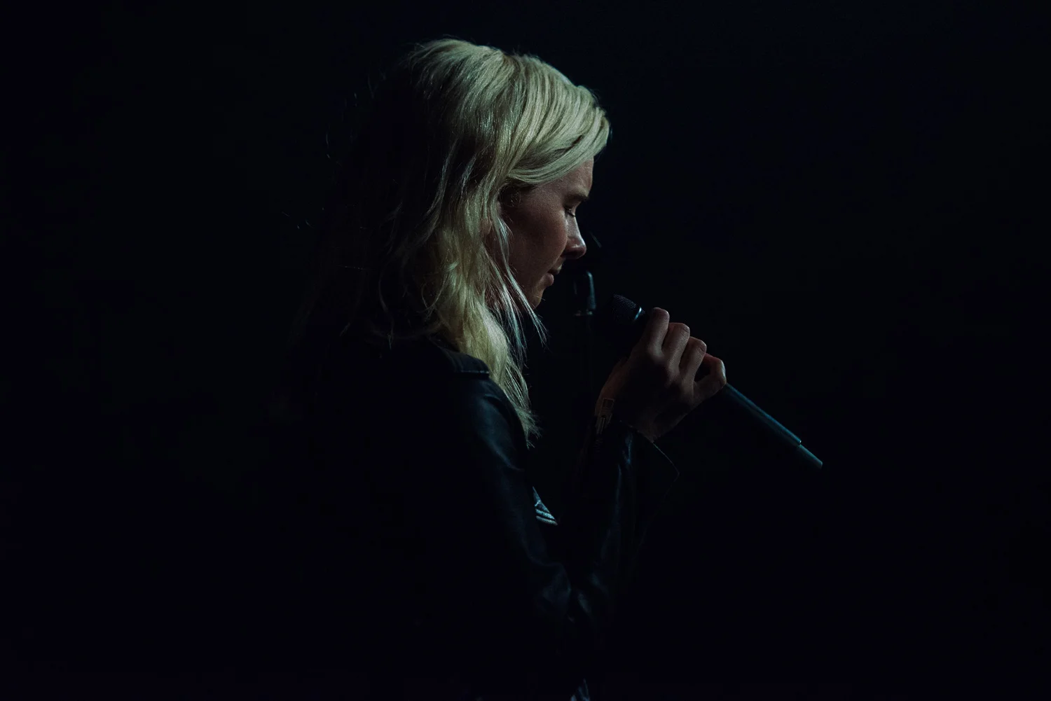 Broods - Roseland Theatre - Gregory Nolan - 08.15.16-25.jpg