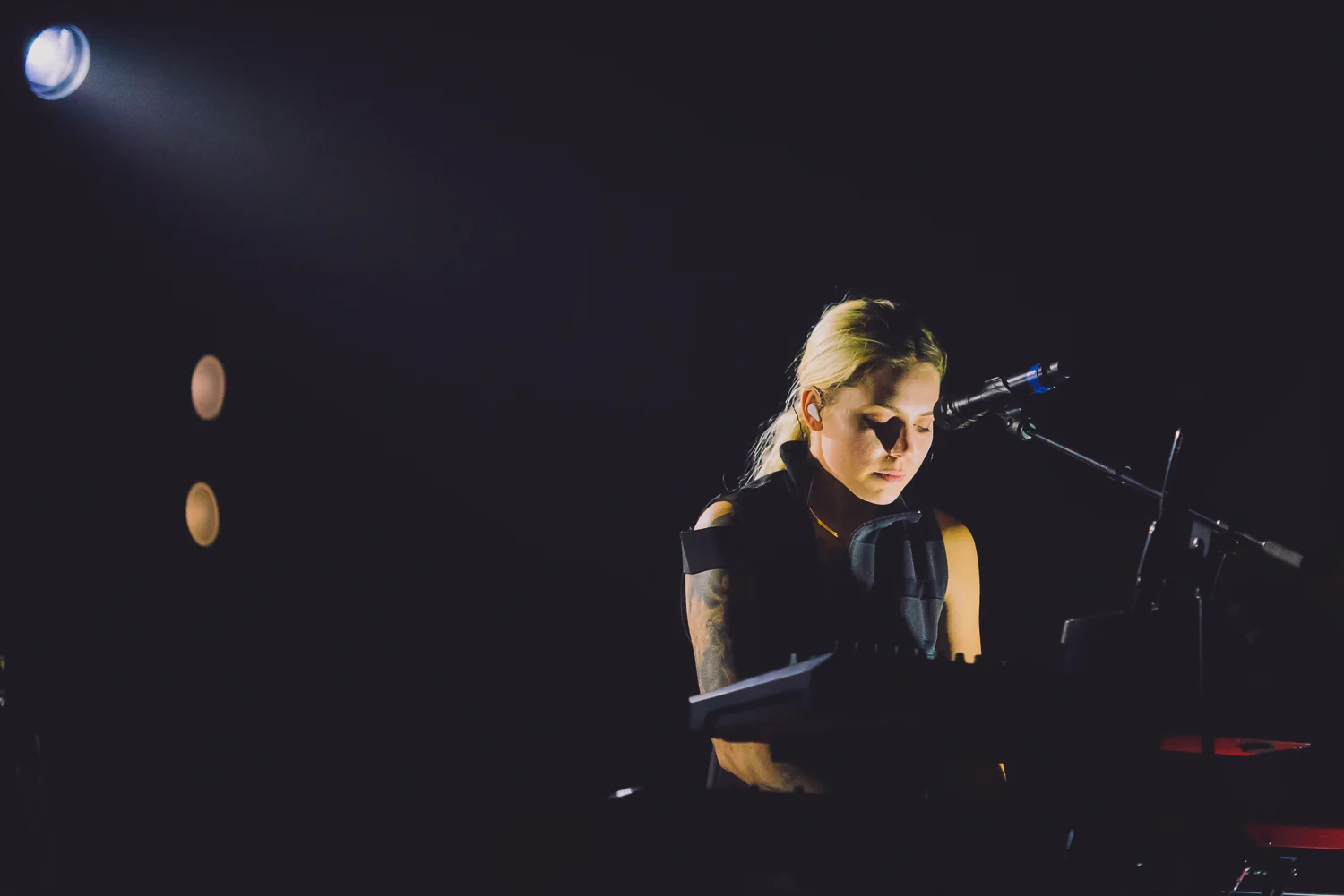 Skylar Grey - Wonder Ballroom - Portland - Gregory Nolan - 09.24.16-195.jpg