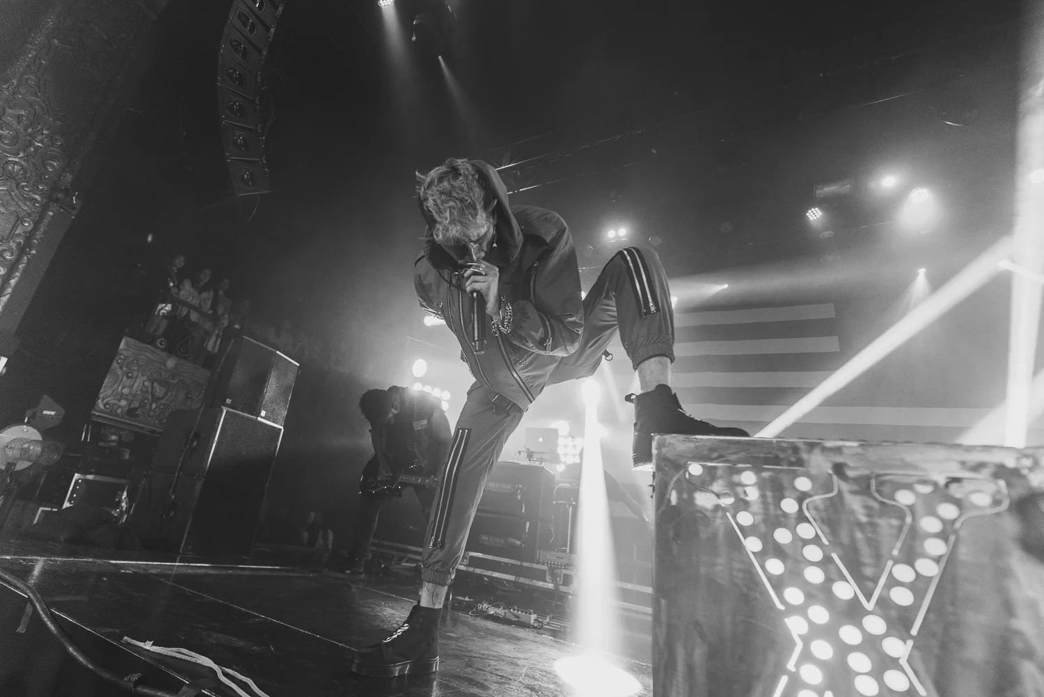 MGK - Los Angeles - Belasco Theatre - 10.13.16-26.jpg