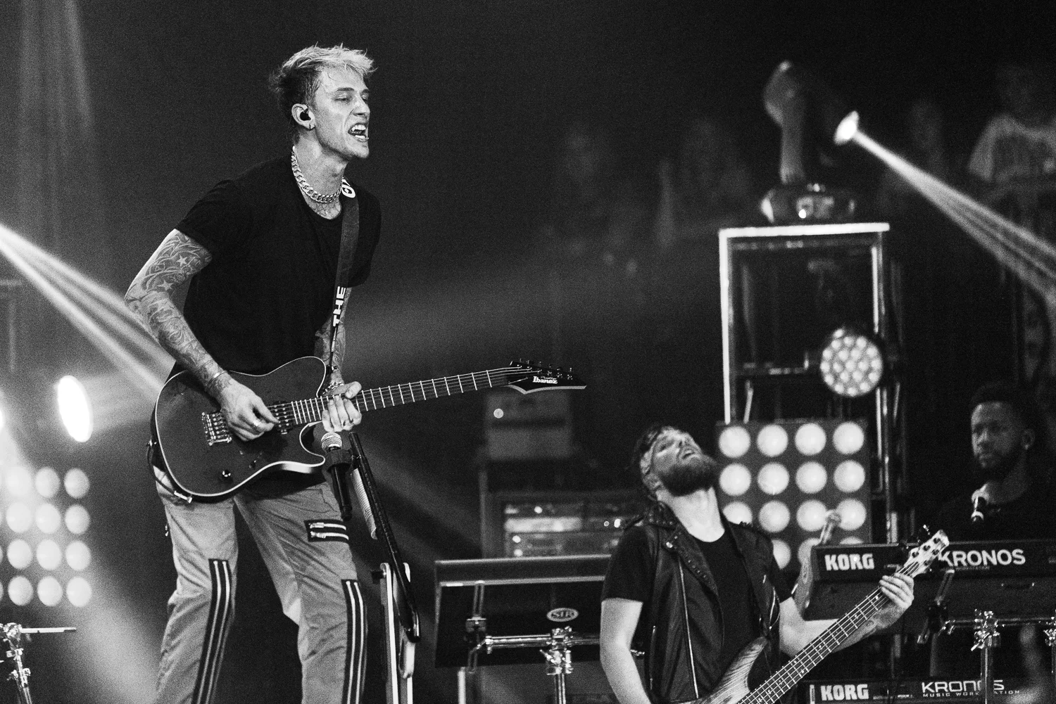 MGK - Los Angeles - Belasco Theatre - 10.13.16-91.jpg