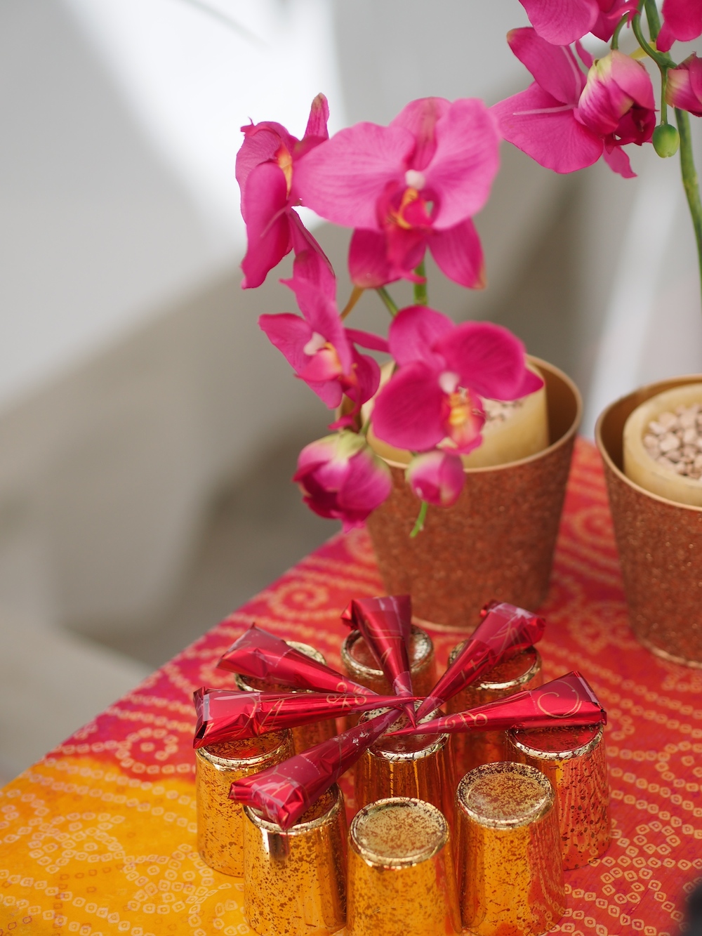 Mehndi table styling.