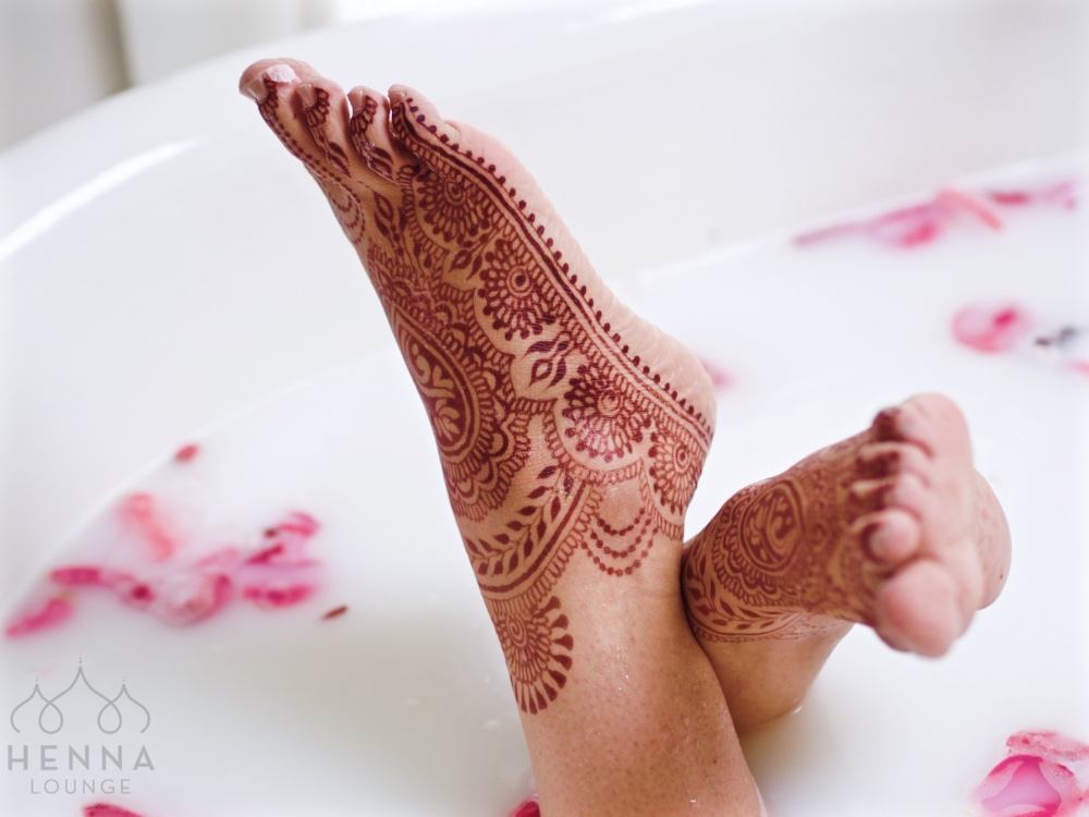 outro with henna.jpg