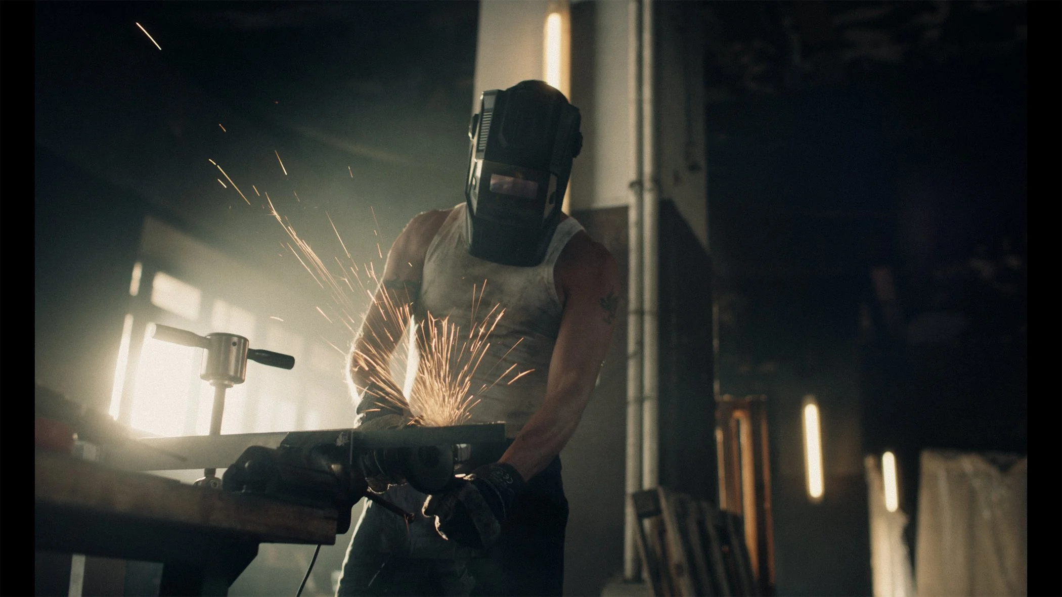 warehouse4 -INT DAY.jpg