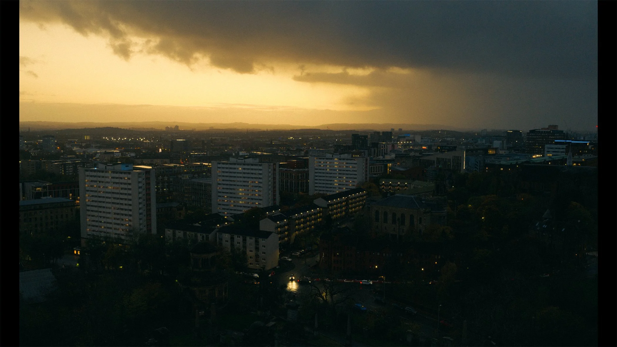 glasgow night for insta.jpg