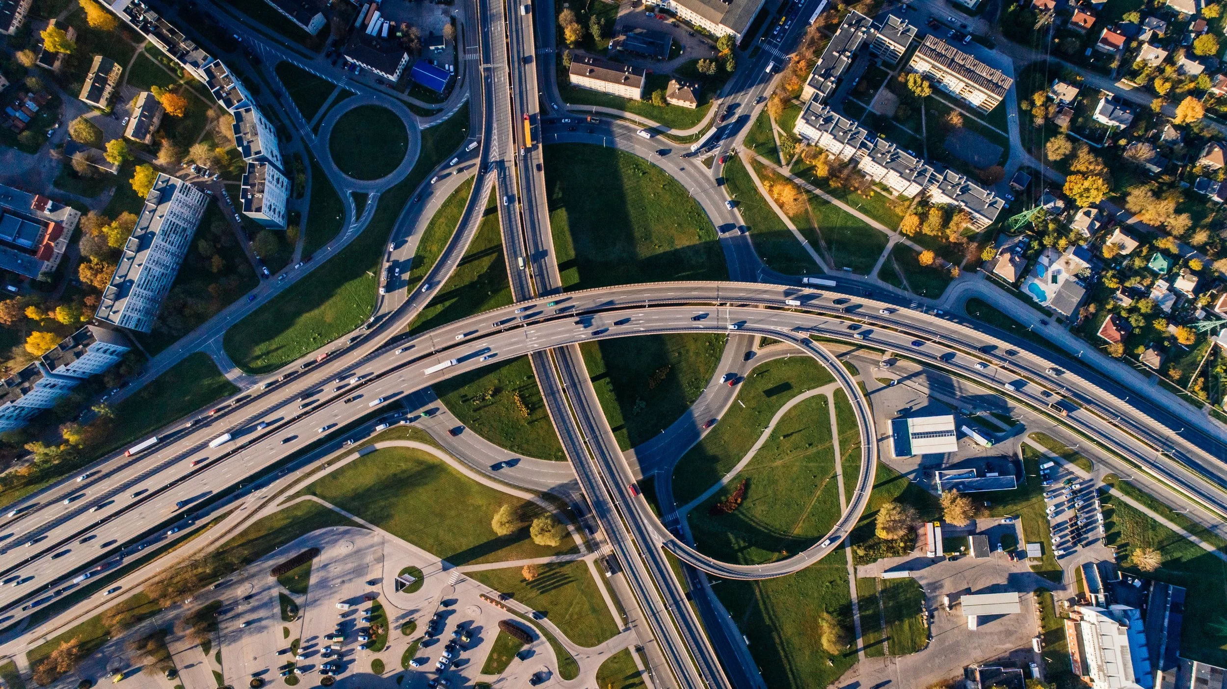 aerial-view-architecture-buildings-681335.jpg