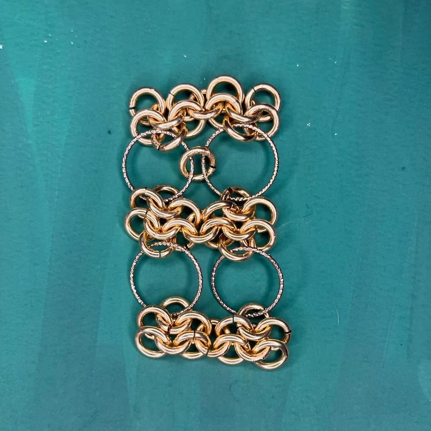 Sometimes you need to learn how to make chainmail on YouTube ⛓️✨ #noradrawz #craft2025 #chainmail #beginner