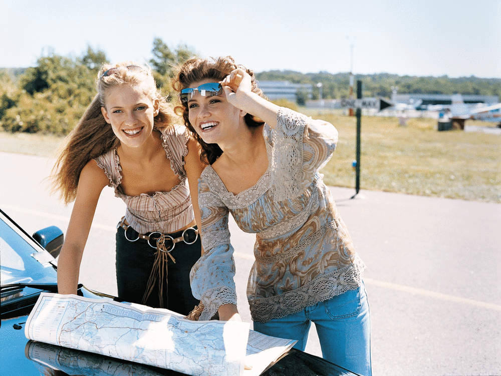 two-girls-convertible.gif