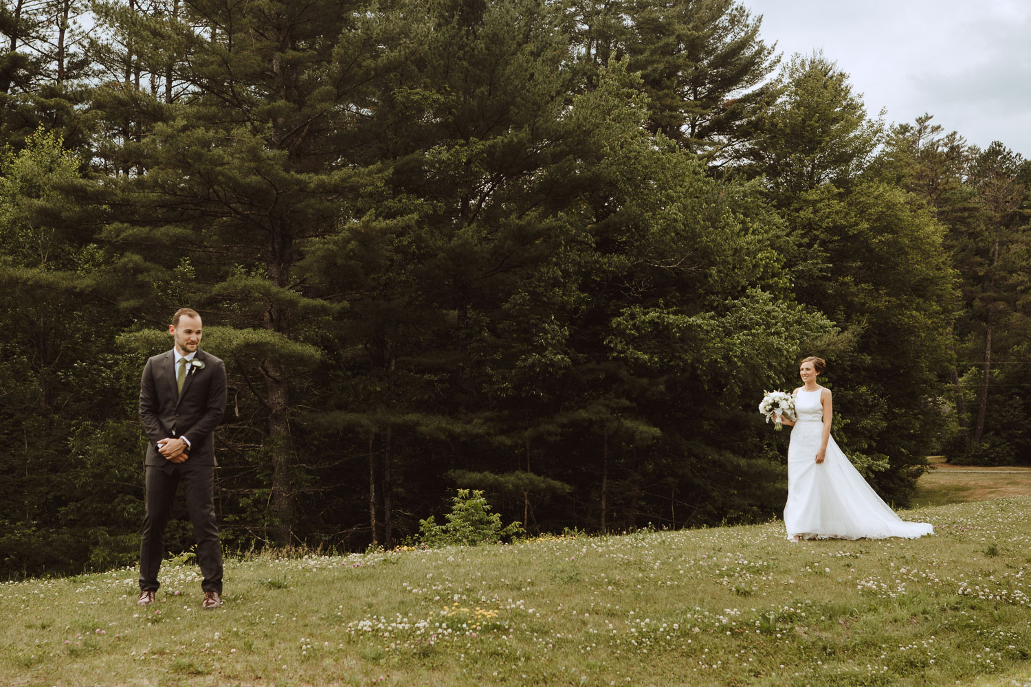 Scenic First Look Wedding Photography in New Hampshire