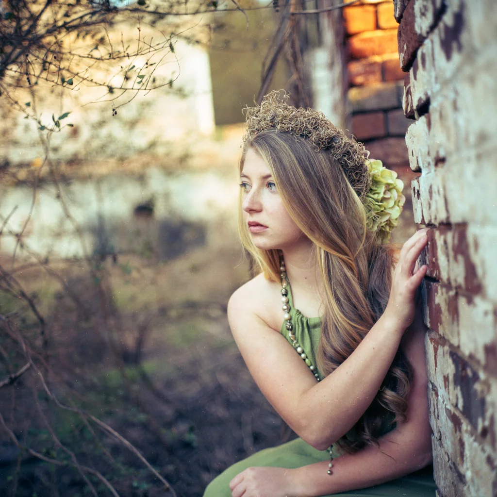 Camera: Rolleiflex 2.8F Film: Portra 400 Model: Reilly