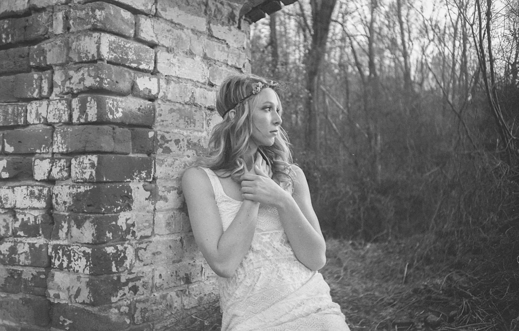 Camera: Canon IVSB2 Film: Hp5+ 400 Model: Nicolette
