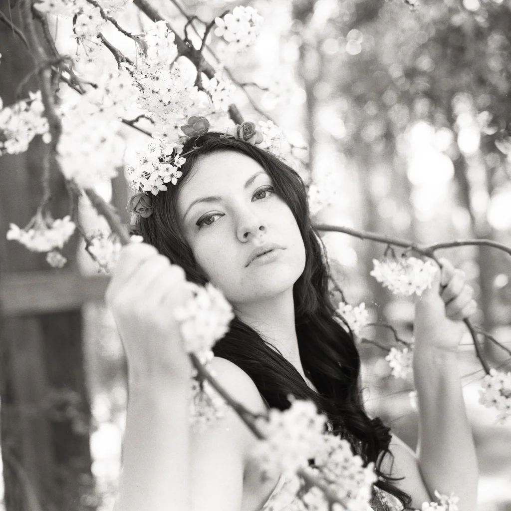 Camera: Rolleiflex 2.8F Film: Hp5+ plus Model: Mariah Hopkins