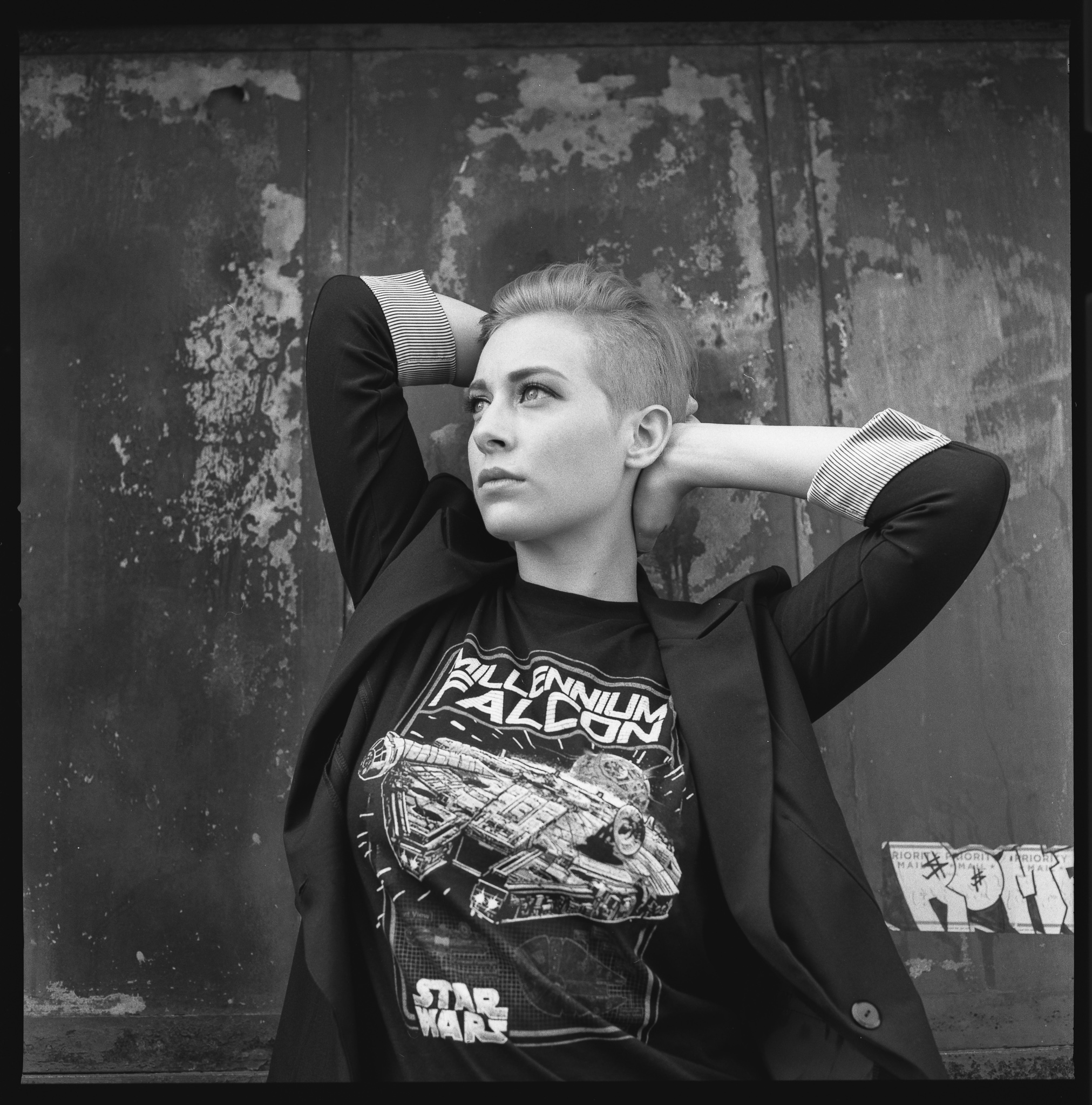 Model: Aoife Svelk Cameras used: Hasselblad 501CM Film: Hp5+ 120 medium format